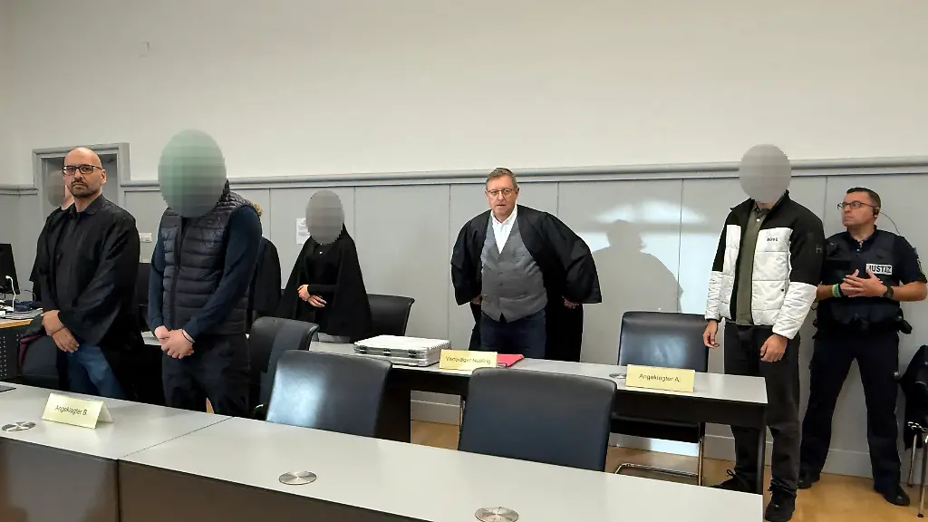Vandalismus im Auftrag Putins: Urteile gegen mutmaßliche ‚Wegwerf-Agenten‘