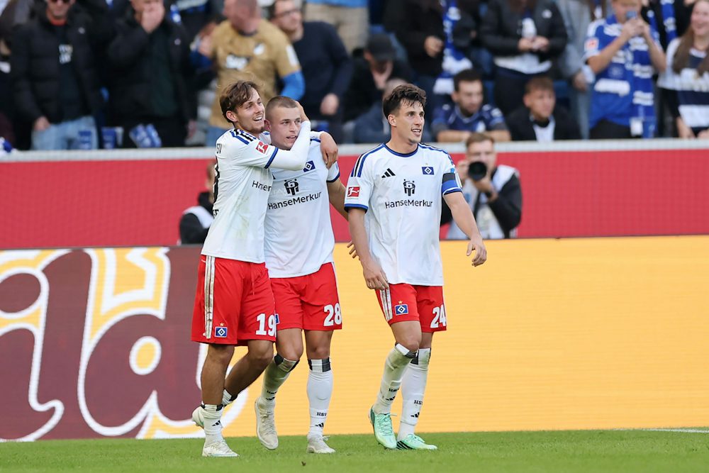 Leverkusen und Hamburg: Saisonstart mit Hindernissen