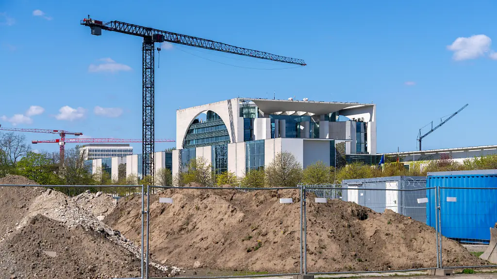 „Auf Dauer nicht normal“ – Studie des IW zur Rolle der Staatsausgaben im Wirtschaftswachstum