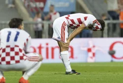 Harry Kane führt England zum Sieg und stellt Rekord ein