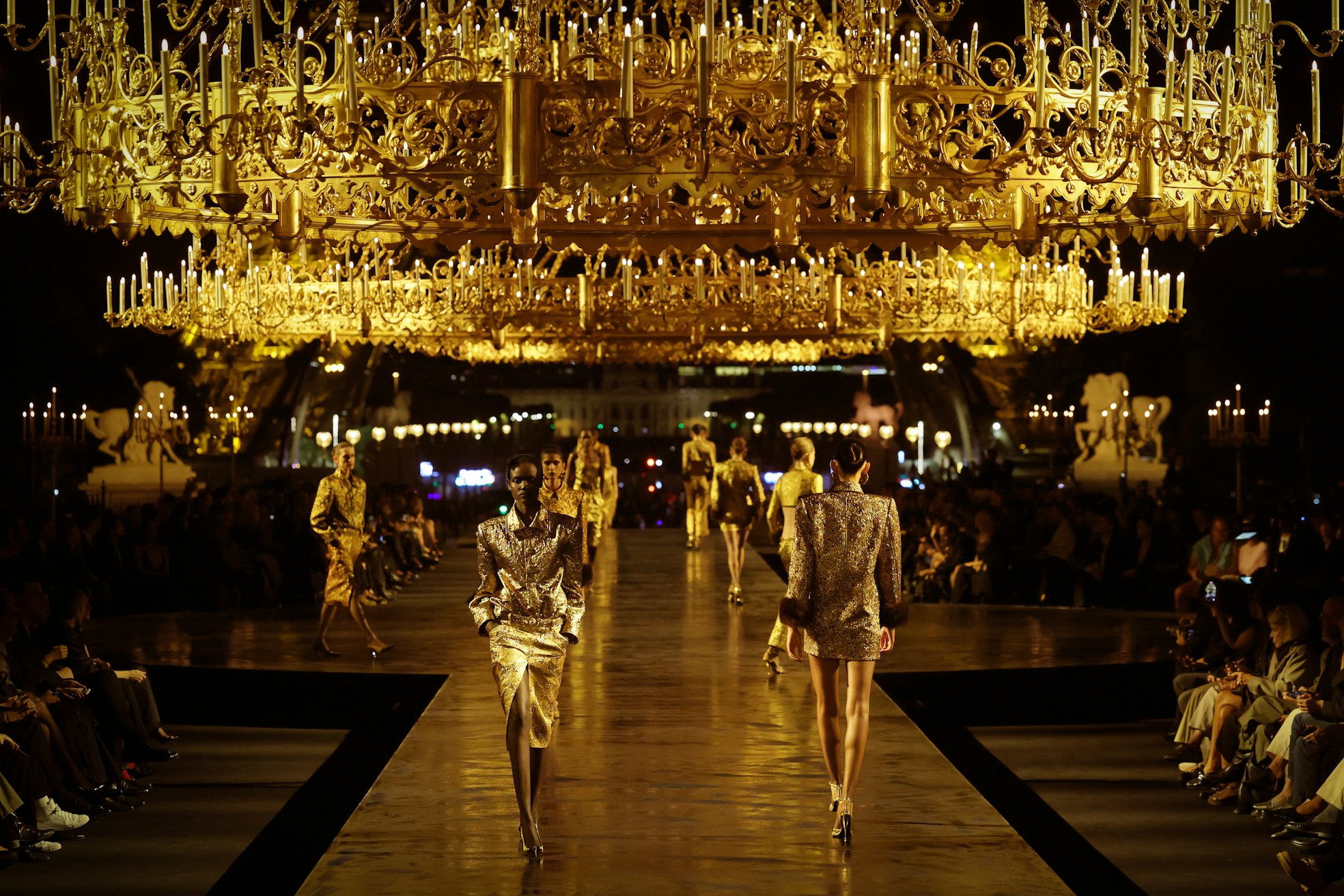 Tiefs und Höhen bei der Fashion Week in Paris