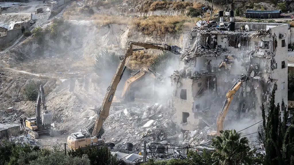 Israel reißt palästinensisches Wohnhaus ab