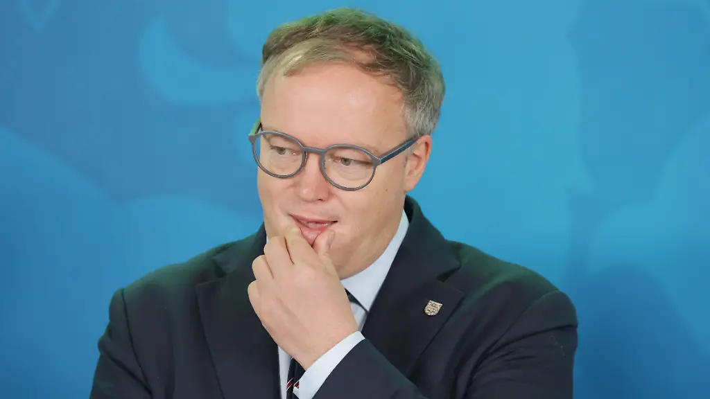 Mario Voigt gibt juristisches Verfahren gegen Doktortitelentzug auf