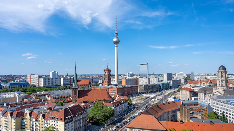 Sondierungen Rot-Rot-Grün in Berlin: Herausforderungen und Auswirkungen