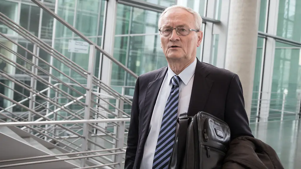 Verhaftung des Ex-BND-Chefs August Hanning: Ein Überblick über den Fall