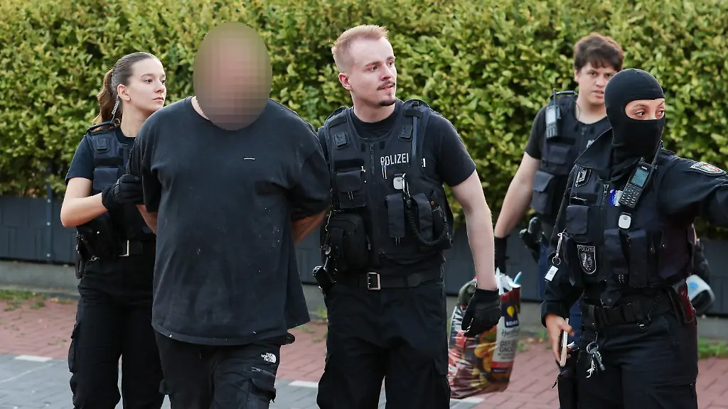 Verdacht der Bestechlichkeit: Polizist und Stadt-Mitarbeiter im Fokus