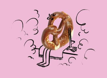 Ein Bäckermeister testet Laugenbrezeln zum Aufbacken