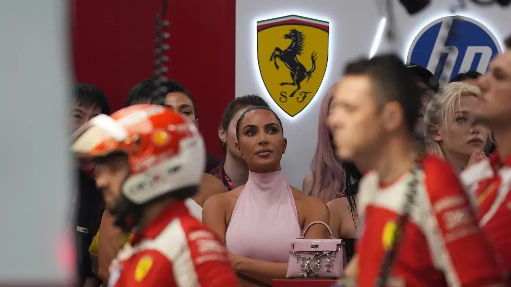 Kim Kardashians Überraschungsbesuch beim F1-Rennen in Singapur